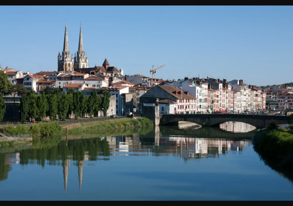 Vue de Bayonne - Consultant Google Ads