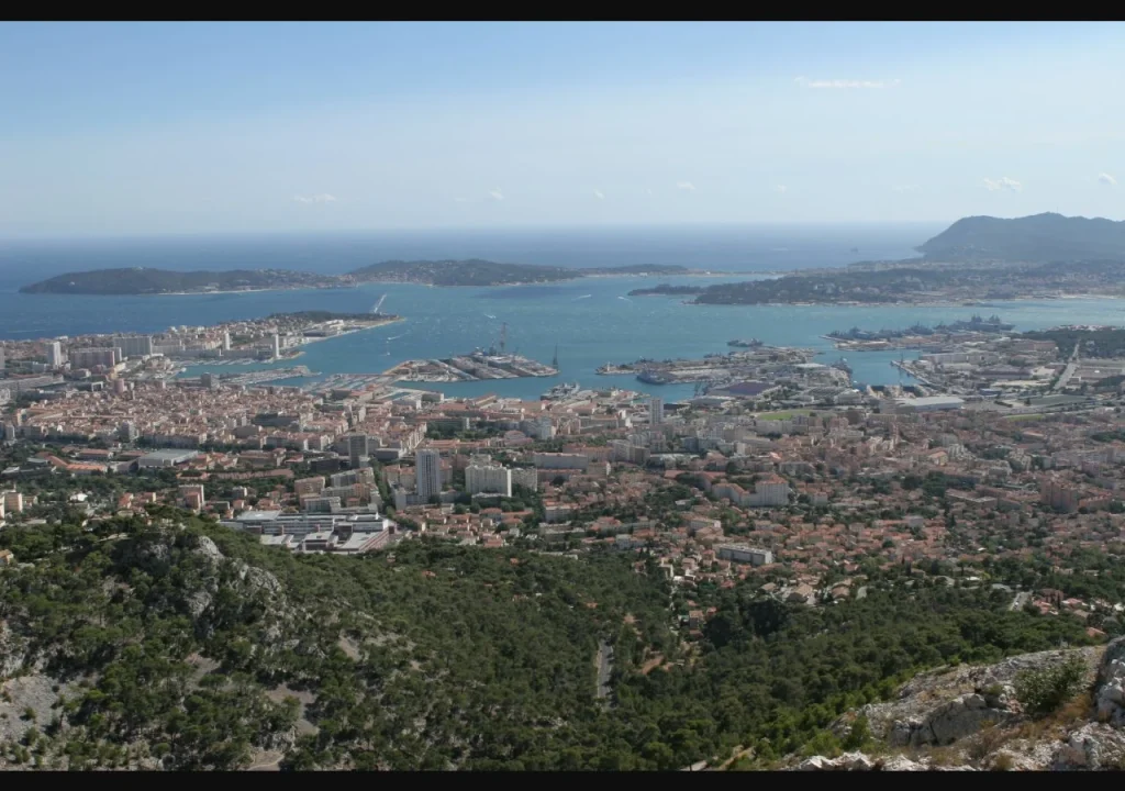 Vue de Toulon - Consultant Google Ads