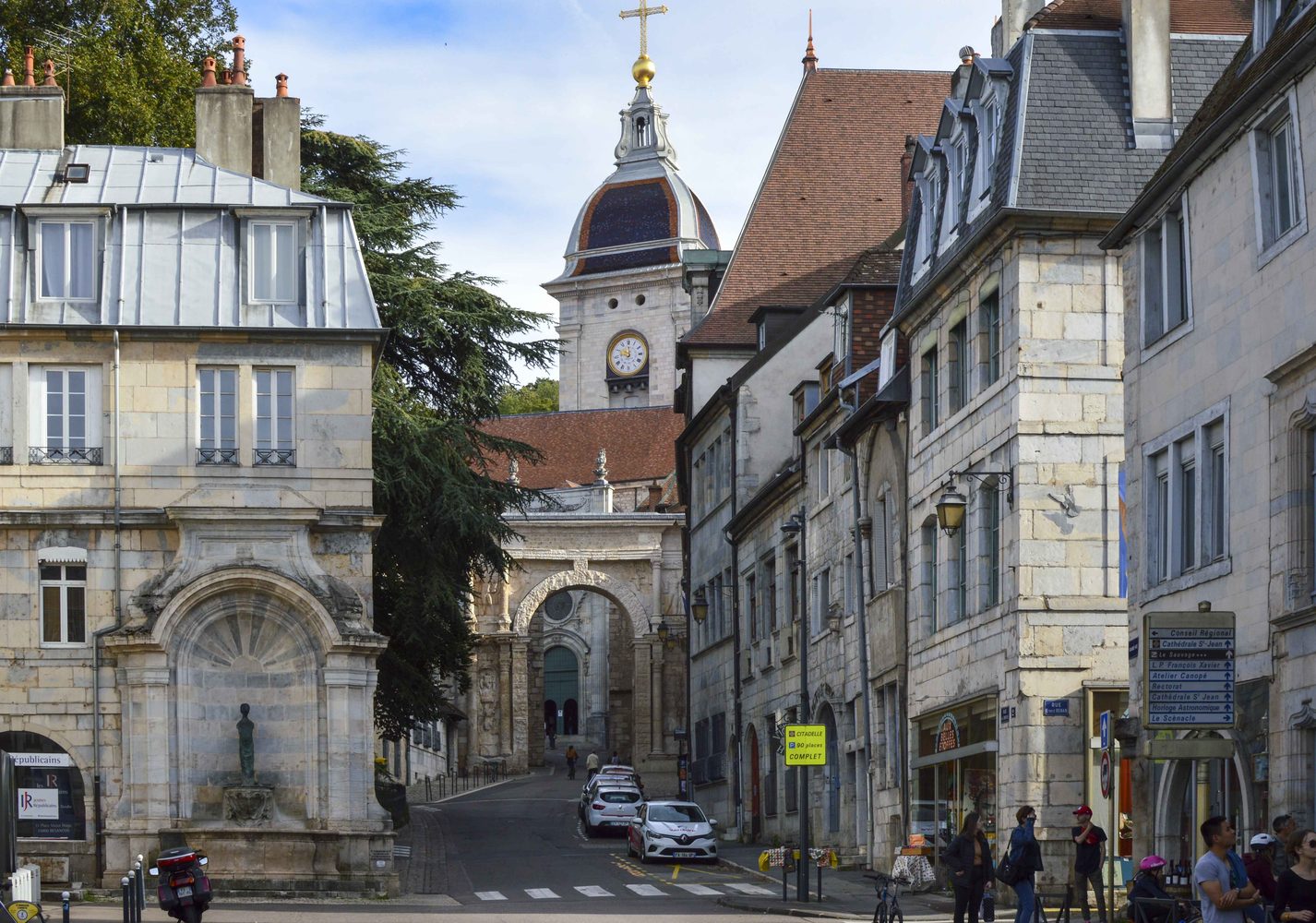 Vue de Besançon - Consultant Google Ads